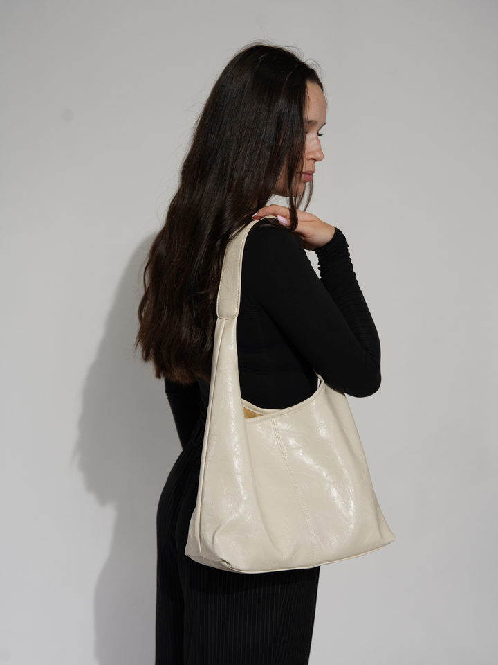 Leather Distressed Tote