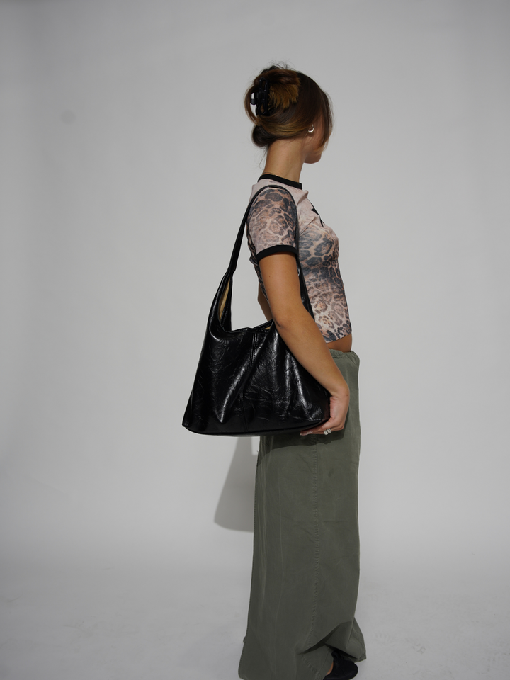  Leather Distressed Tote bag