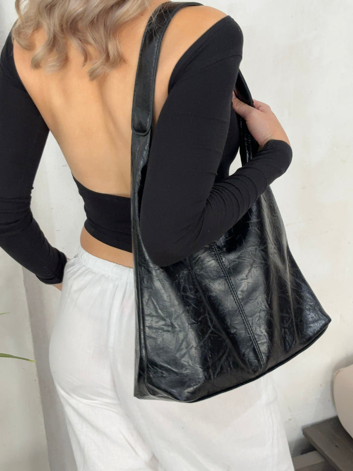  Leather Distressed Tote bag